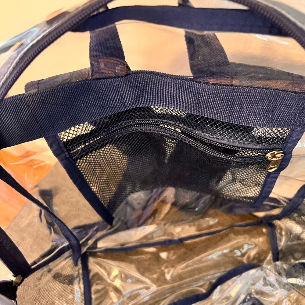 NEW-Clear Backpack! - Picture 3 of 7